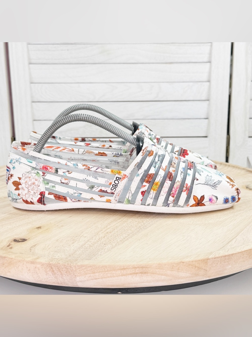 BOBS Plush Daisy Darling Floral Mesh‎ Cutouts Slip On Flats Shoes White Multi 10